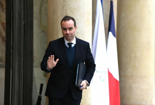 配资实盘网 法国总理又换人了！四大难题导致总理频繁更迭
